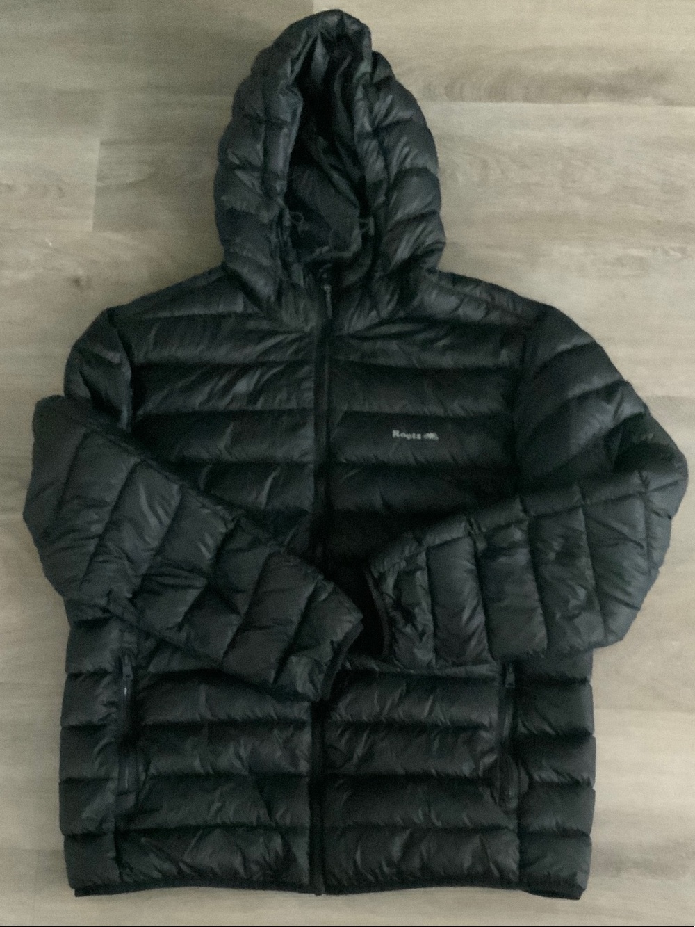Roots XL Black Men’s Hooded Down Puffer Coat